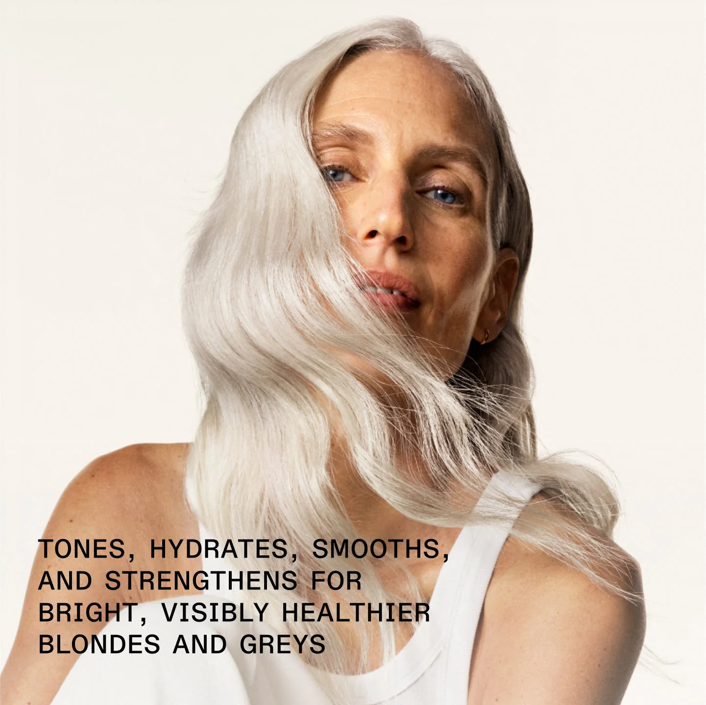 Nº.5P BLONDE ENHANCER™ TONING CONDITIONER LITRE - Image 3